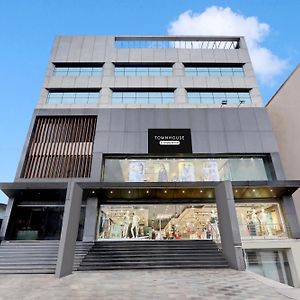 Super Townhouse Daba Garden Road